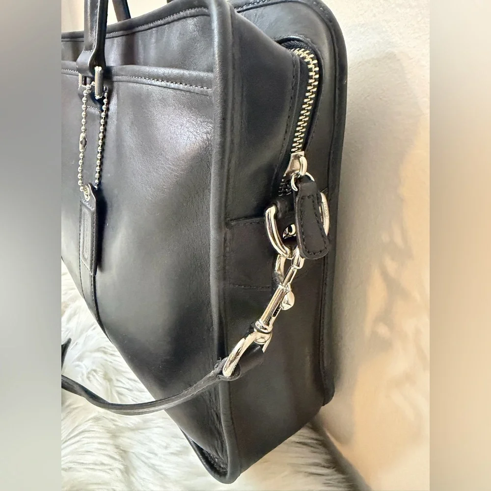 Coach Business 2-way Bag F70374